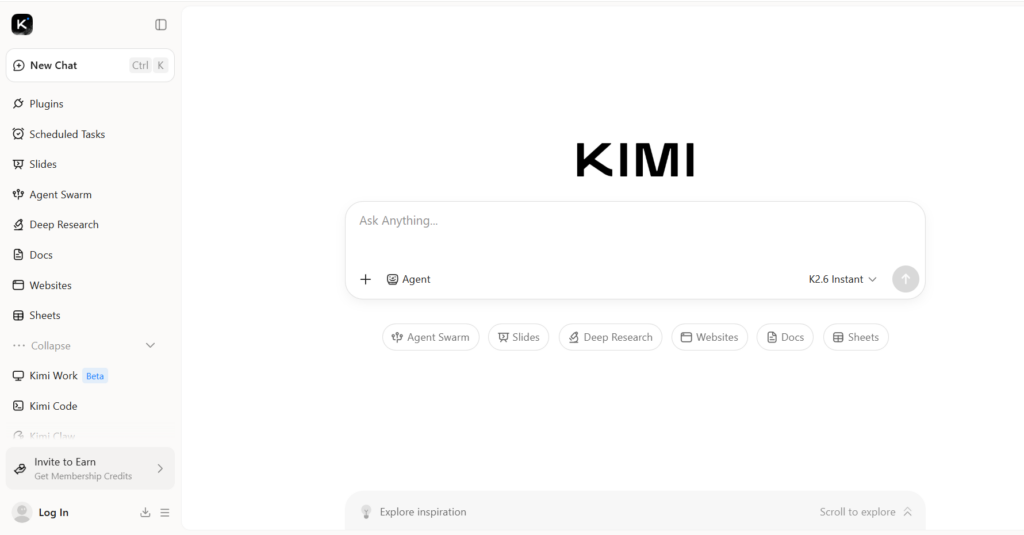 Интерфейс приложения Kimi с боковым меню и полем для ввода текста.