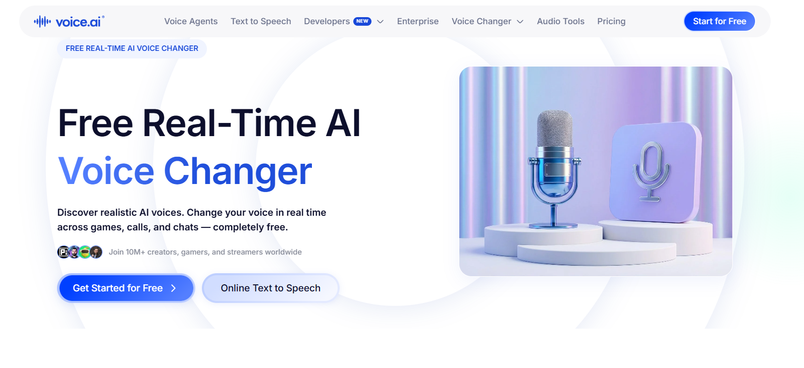 Веб-страница сервиса Free Real-Time AI Voice Changer с микрофоном и иконкой микрофона на подставках.